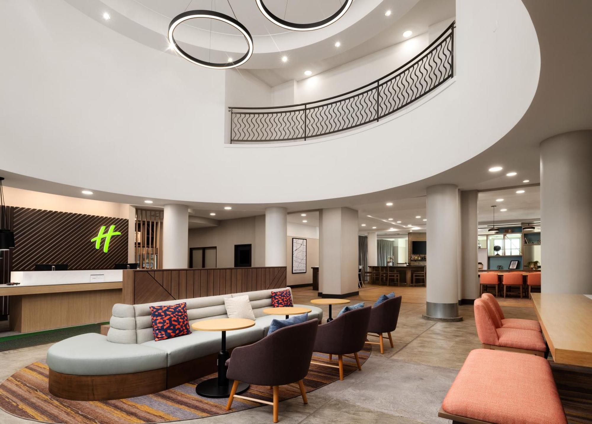 Holiday Inn - Cincinnati - Liberty Way By Ihg Уест Честър Екстериор снимка